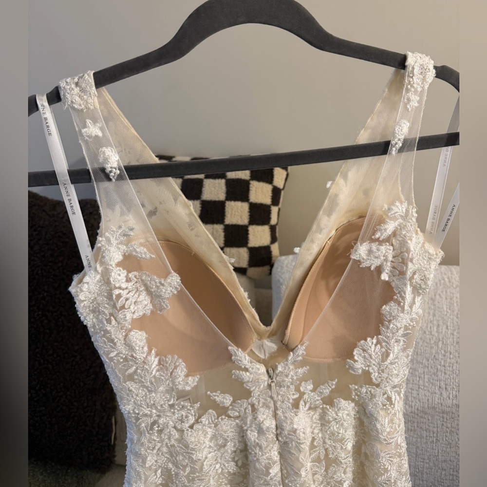 Wedding Dress - Picture 3 of 8